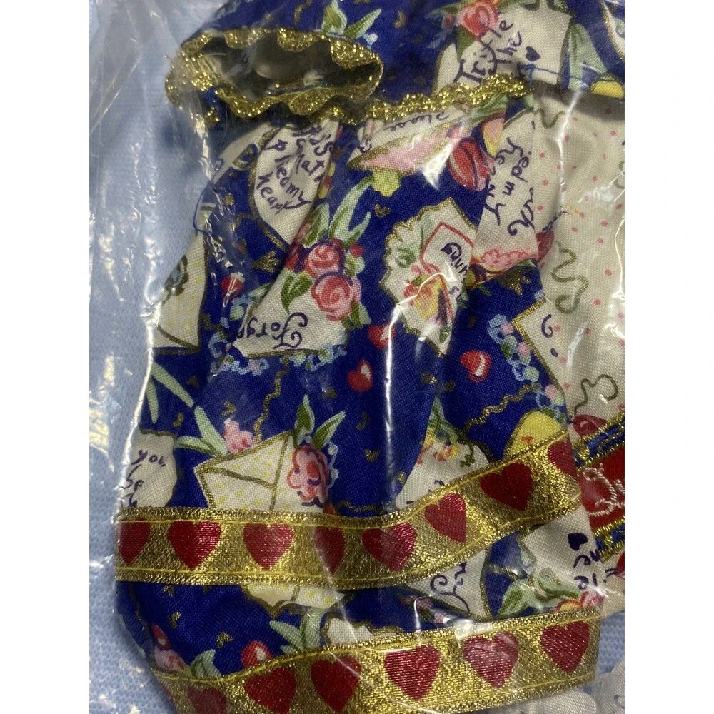 MUFFY VANDERBEAR’s Clothing Outfit Queen Of Hearts Dress & Shoes